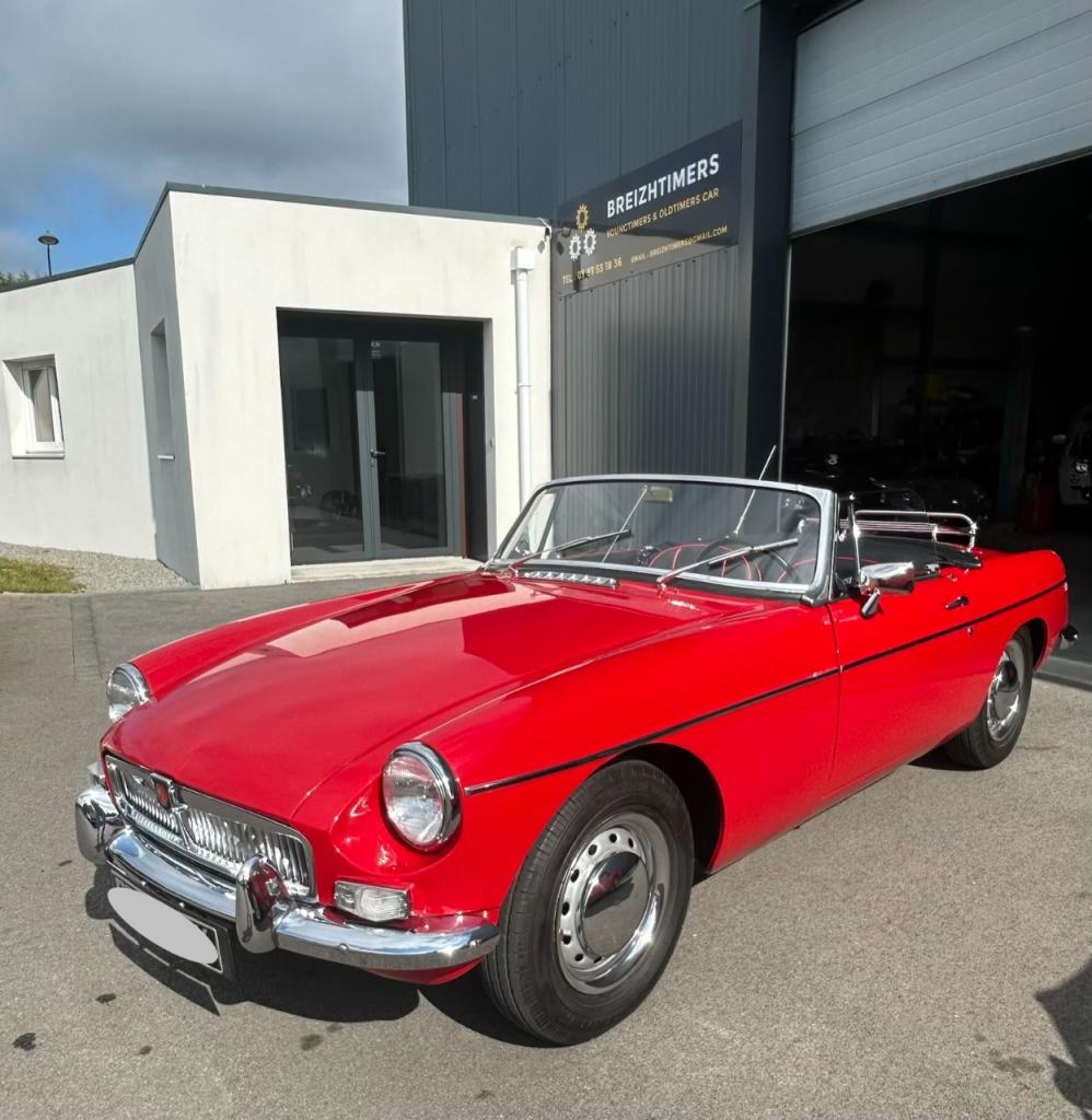 MG MGB Cabriolet - 1963 LesAnciennes.com