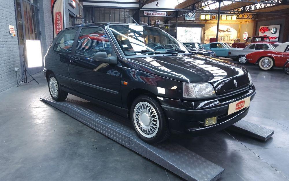 RENAULT Clio BACCARA - 1991 LesAnciennes.com