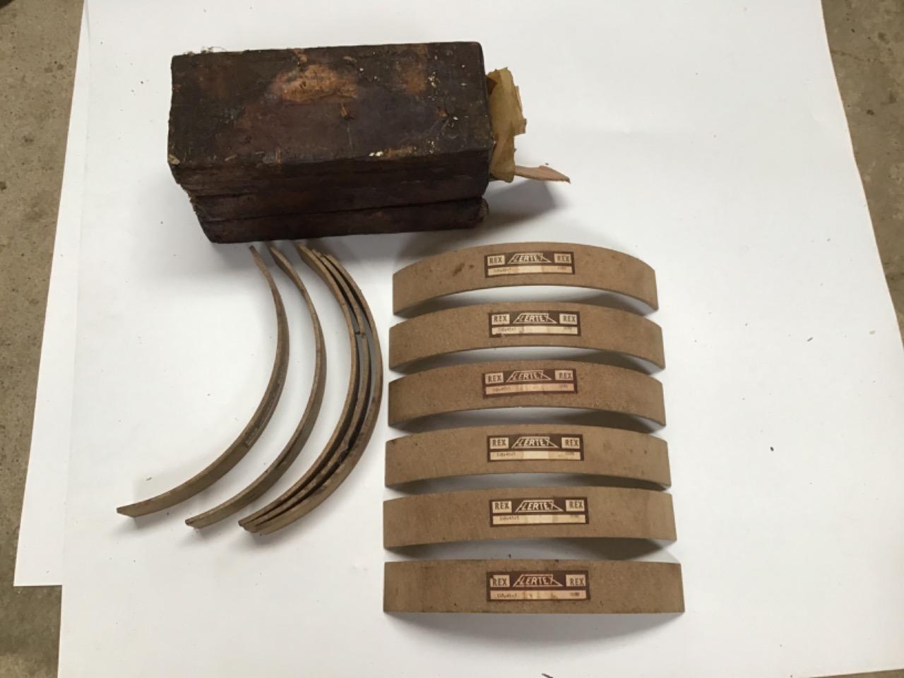 GARNITURES DE FREINS VÉHICULE MILITAIRE LesAnciennes.com