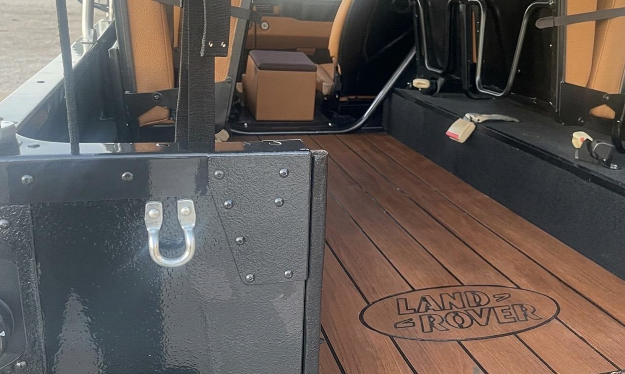 LAND ROVER 109 - 1989 LesAnciennes.com