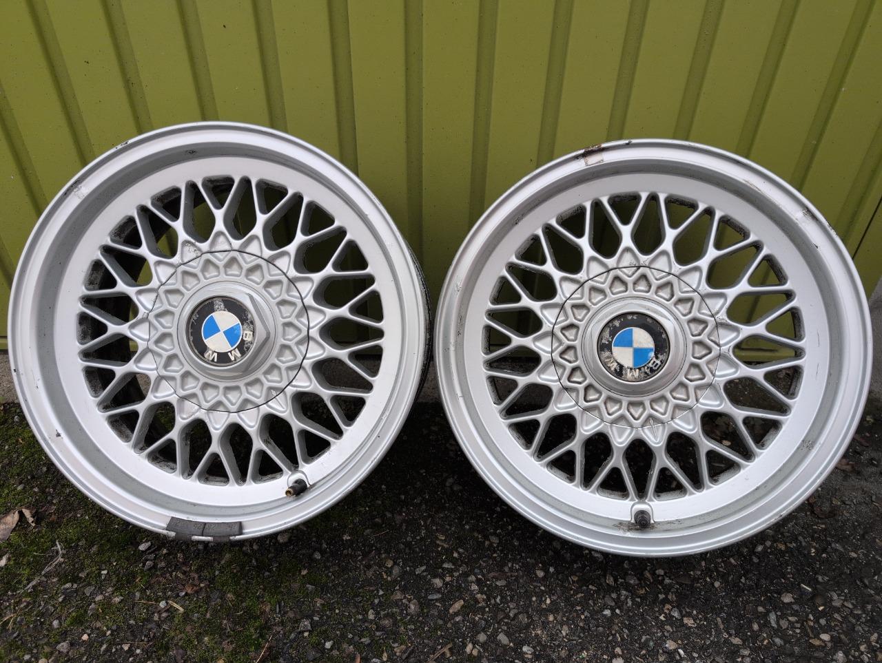 Jantes BMW type BBS 15 pouces (7J×15 H2) LesAnciennes.com