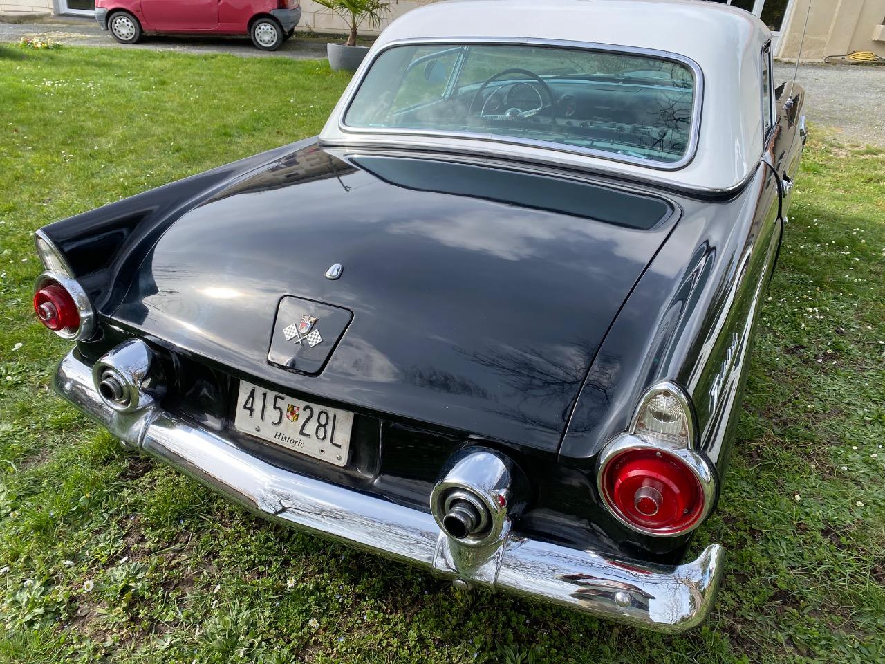 FORD Thunderbird Roadster - 1955 LesAnciennes.com