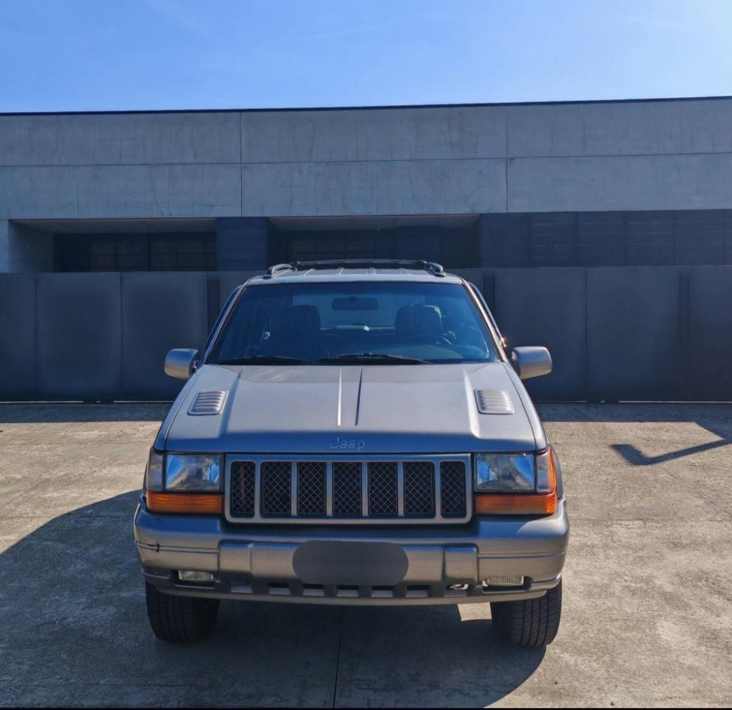 JEEP GRAND CHEROKEE ZJ 5.9 Limited LX 241cv - 1998 LesAnciennes.com