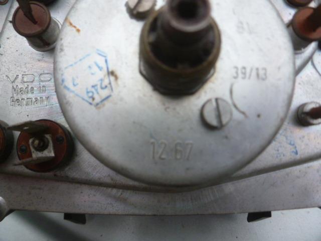 DAF 44 et 46:compteur +jauge:VDO LesAnciennes.com