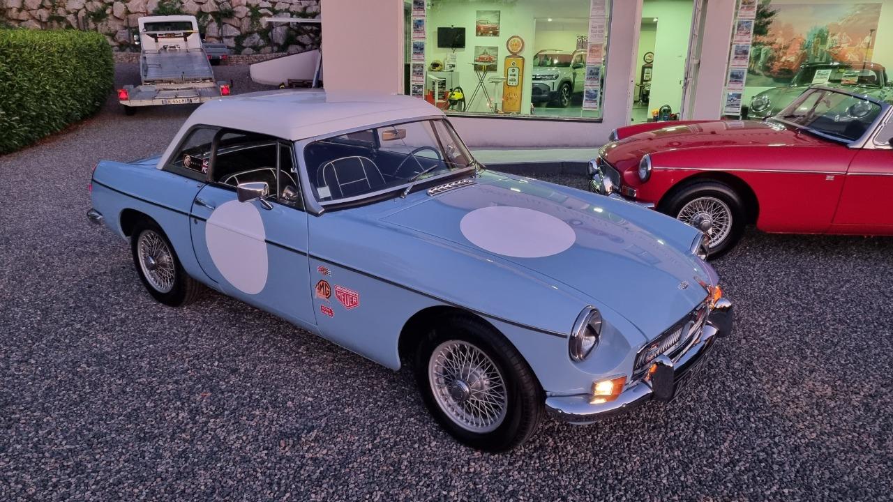 MG MGB Roadster Mk1 - 1963 LesAnciennes.com
