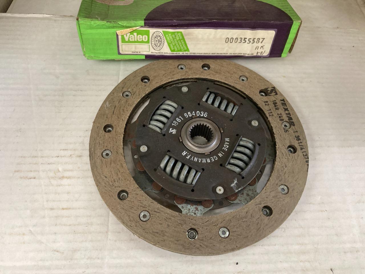 Disque embrayage neuf AUDI 80 Passat LesAnciennes.com