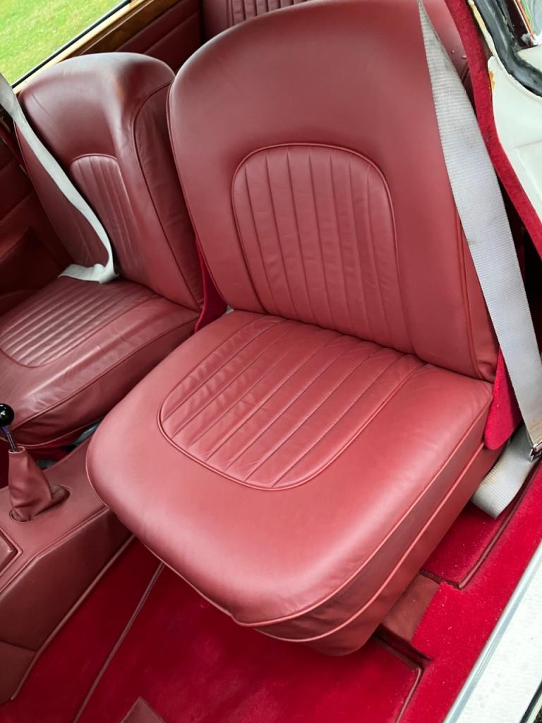JAGUAR MK2 3,8 l - 1966 LesAnciennes.com