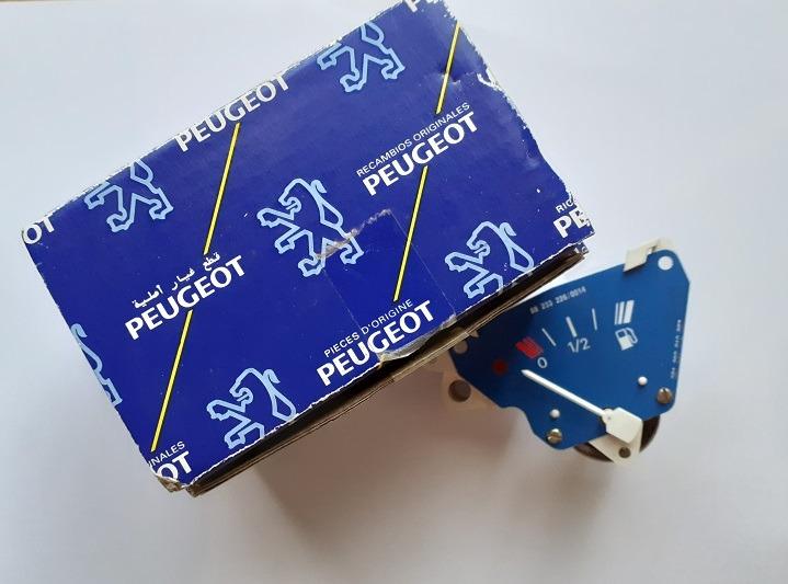 Récepteur de jauge PEUGEOT 106 LesAnciennes.com