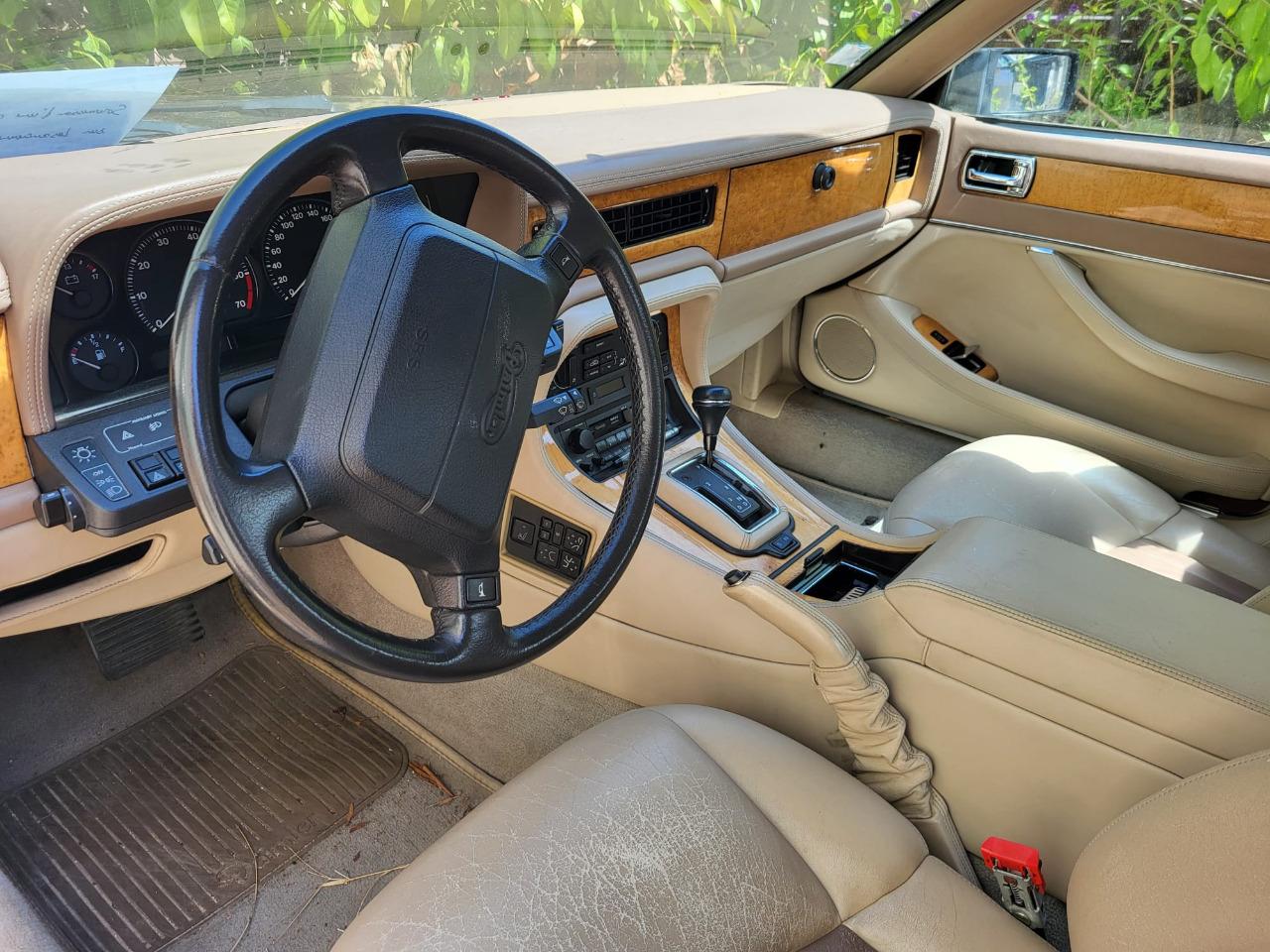 DAIMLER XJ40 Double Six XJ81 - 1993 LesAnciennes.com