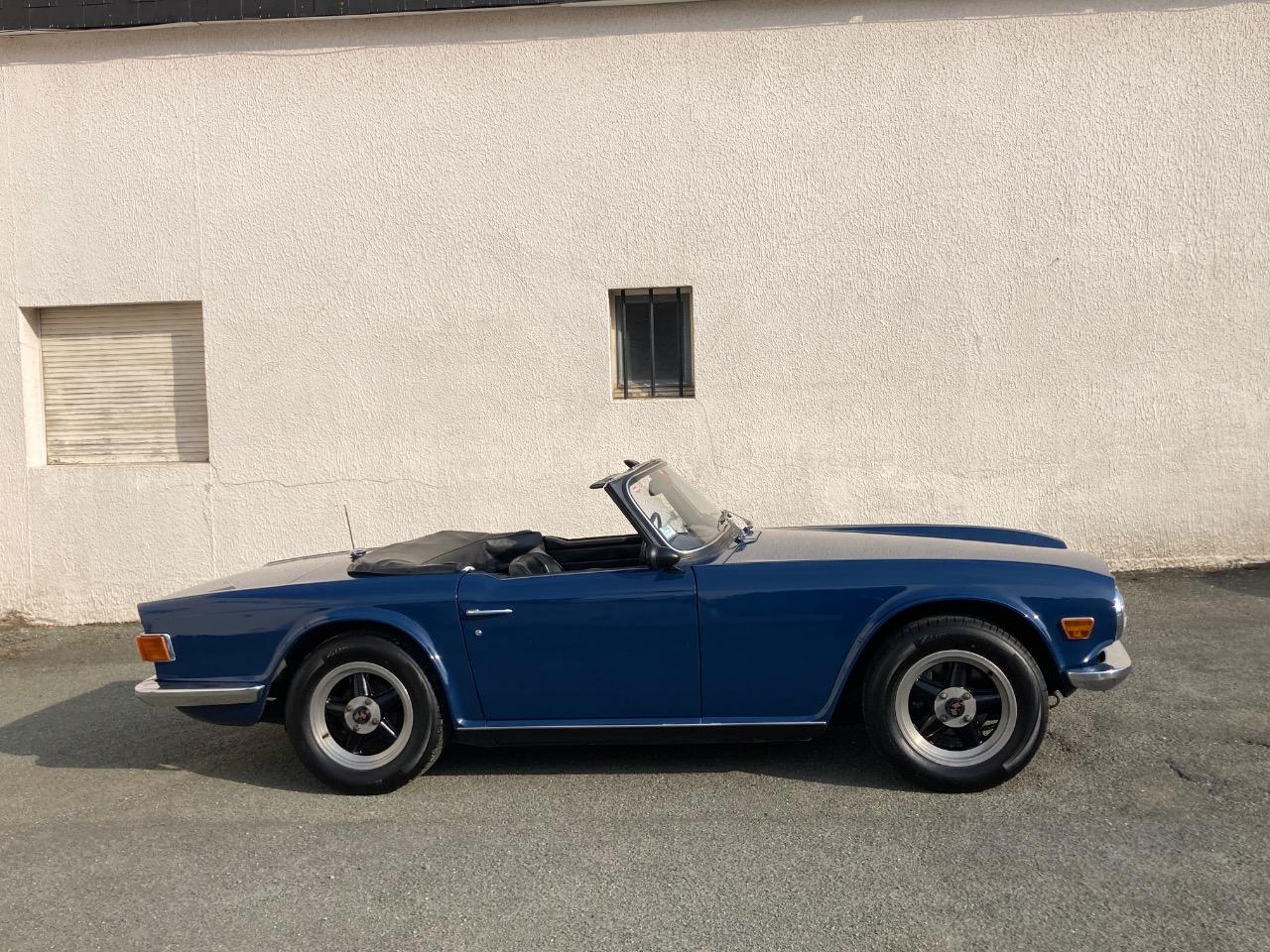 TRIUMPH TR6 PI 150 Chevaux - 1972 LesAnciennes.com