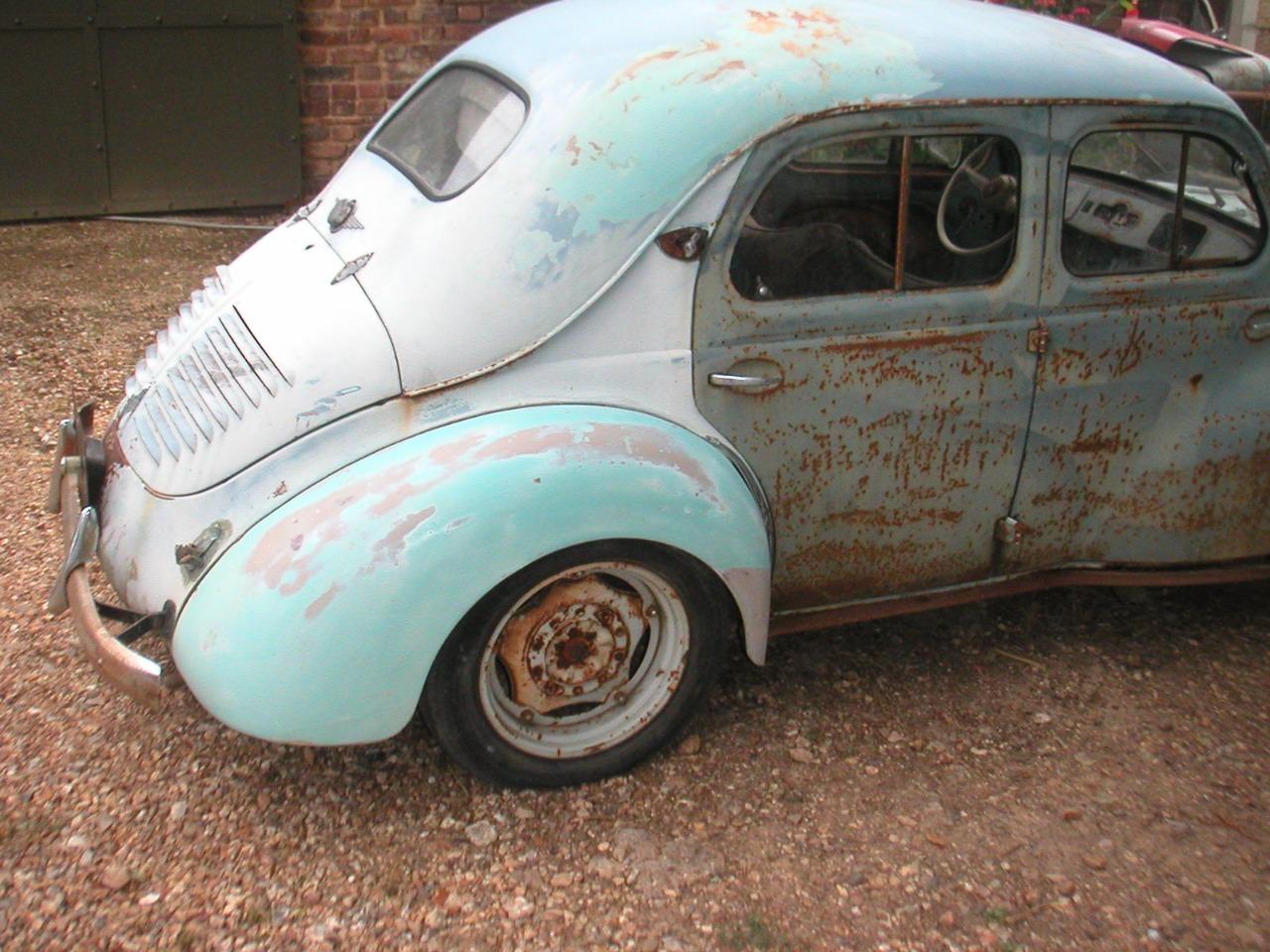 Toute pièce RENAULT 4CV démontage LesAnciennes.com