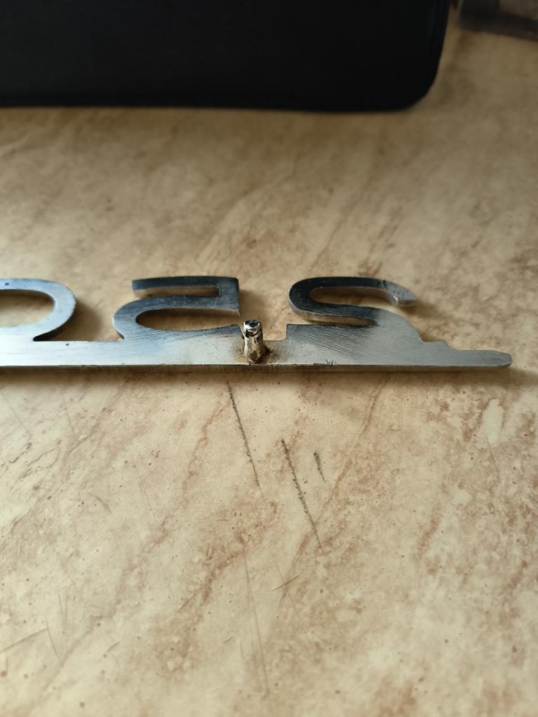 Monogramme MERCEDES 250 SE LesAnciennes.com