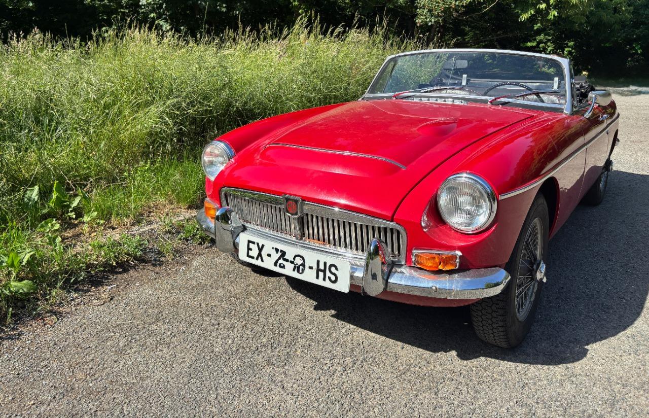 MG MGC - 1968 LesAnciennes.com