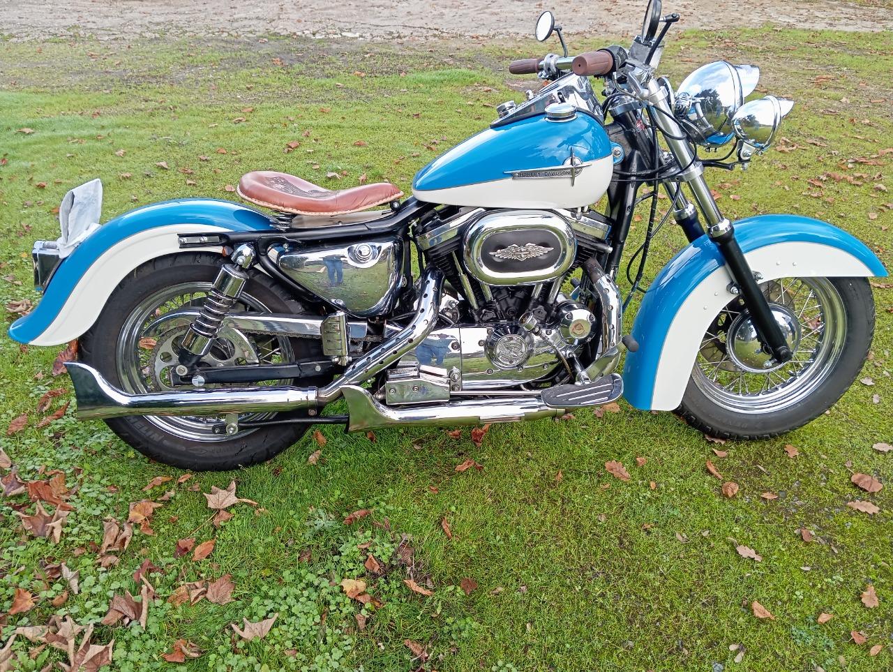 HARLEY DAVIDSON Sportster XLH - 1991 LesAnciennes.com