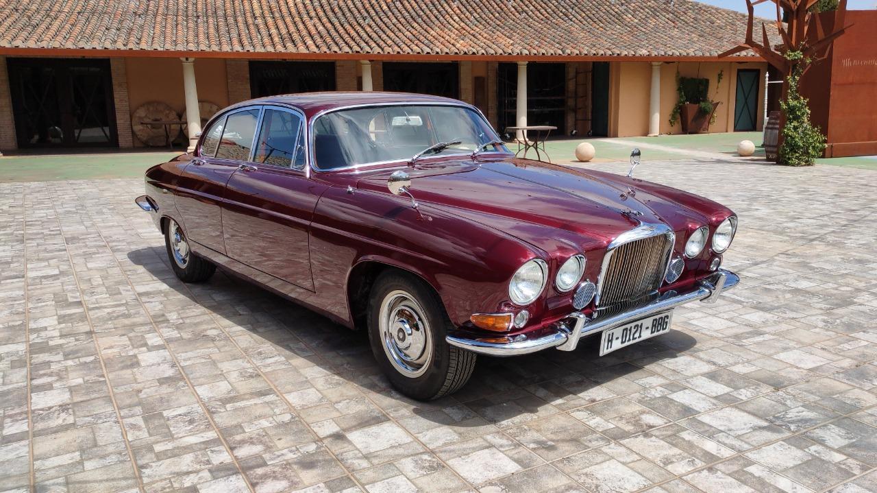 JAGUAR MK10 4.2 - 1966 LesAnciennes.com