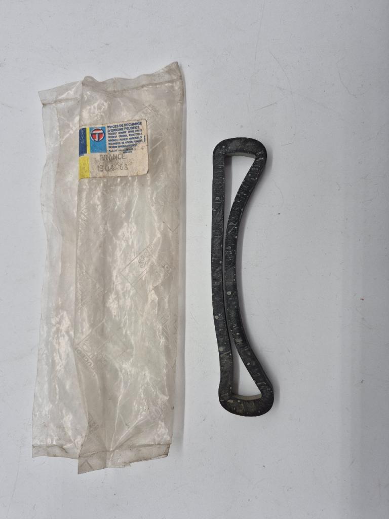 Sangle Vase Expansion PEUGEOT 205 309 305 505 LesAnciennes.com