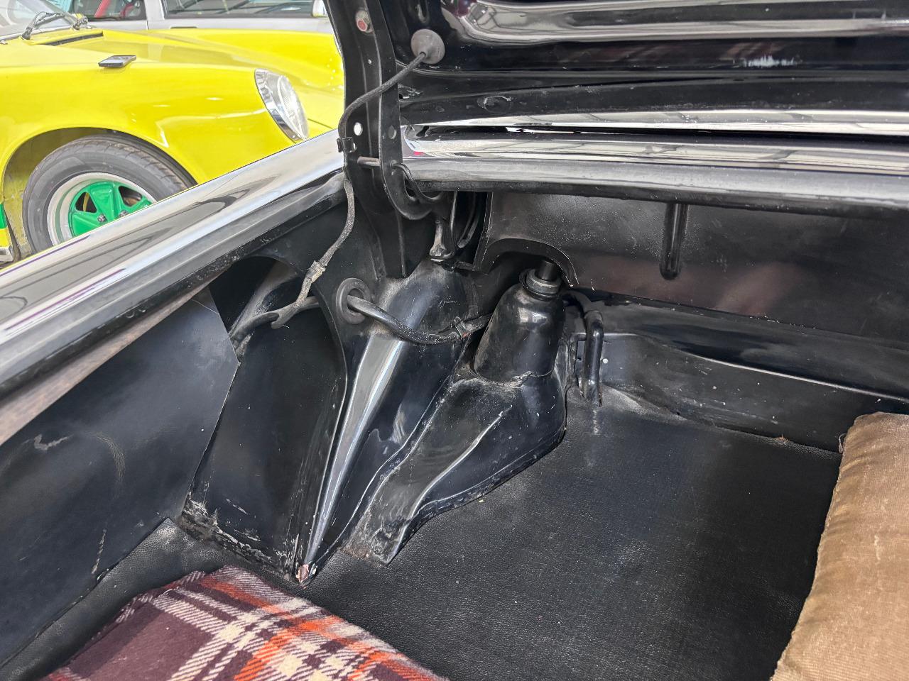MERCEDES 280 SL Pagode Francaise - 1968 LesAnciennes.com