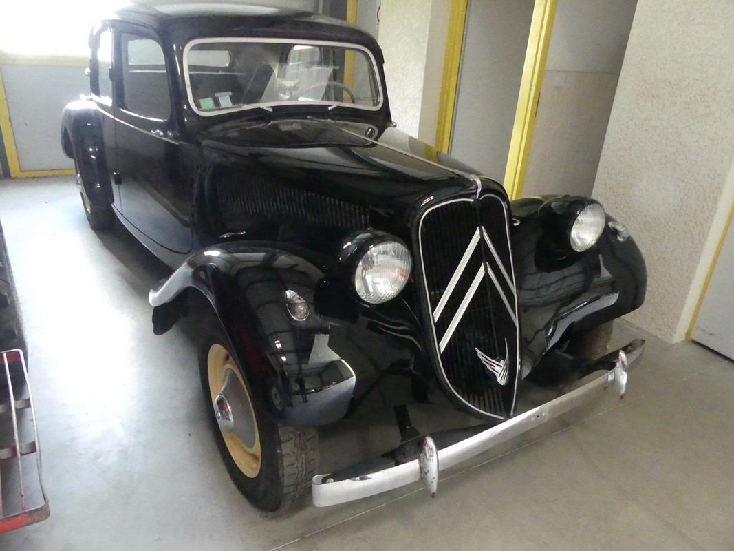 CITROEN Traction 11 BL - 1957 LesAnciennes.com