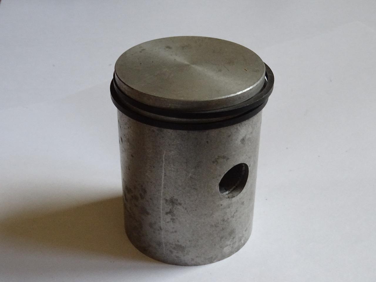 Piston MONET GOYON LesAnciennes.com