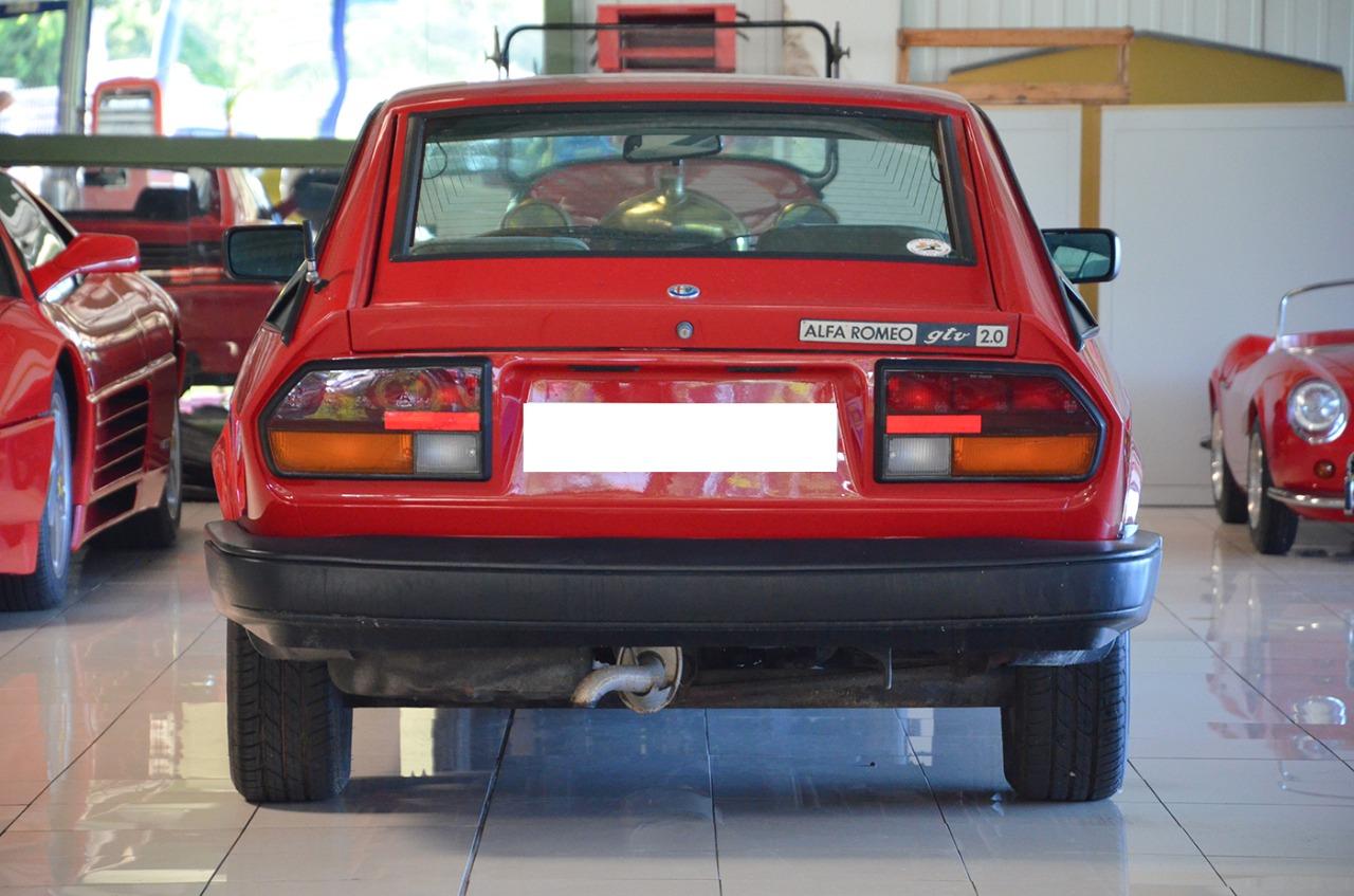 ALFA ROMEO GTV 2000 - 1982 LesAnciennes.com