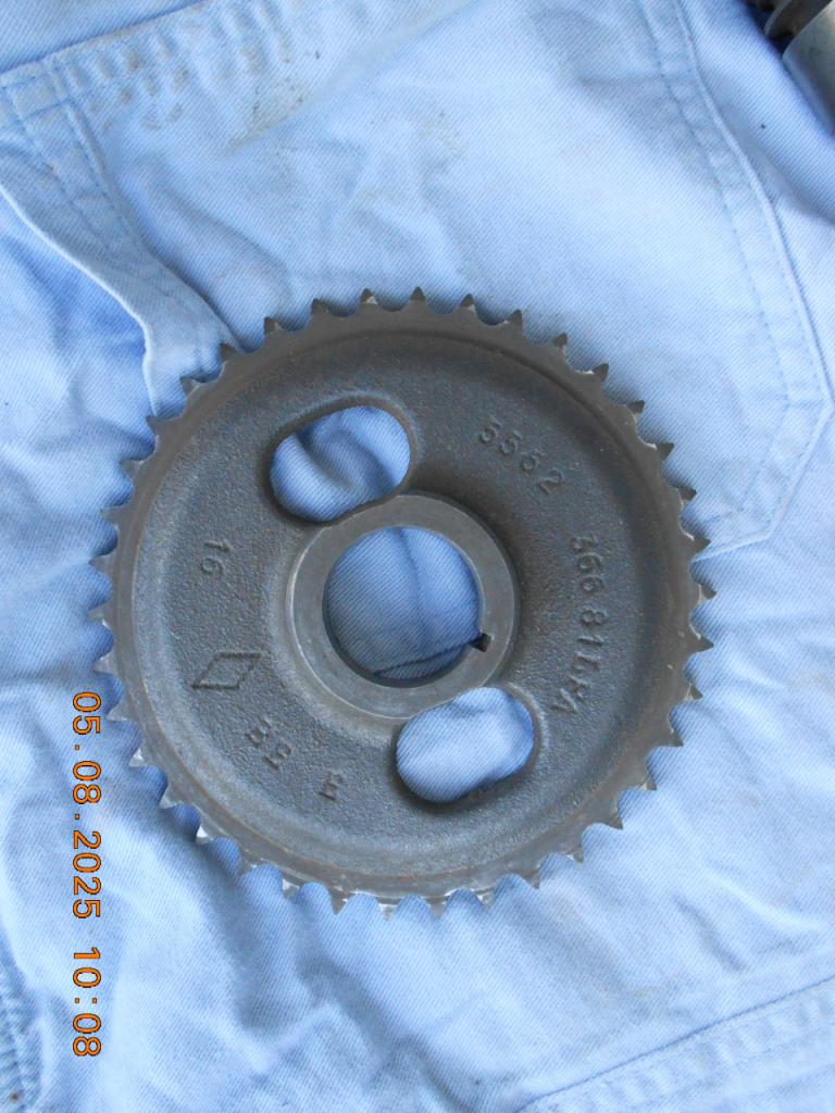 PIECES DIVERSES RENAULT 4L (R4L) LesAnciennes.com