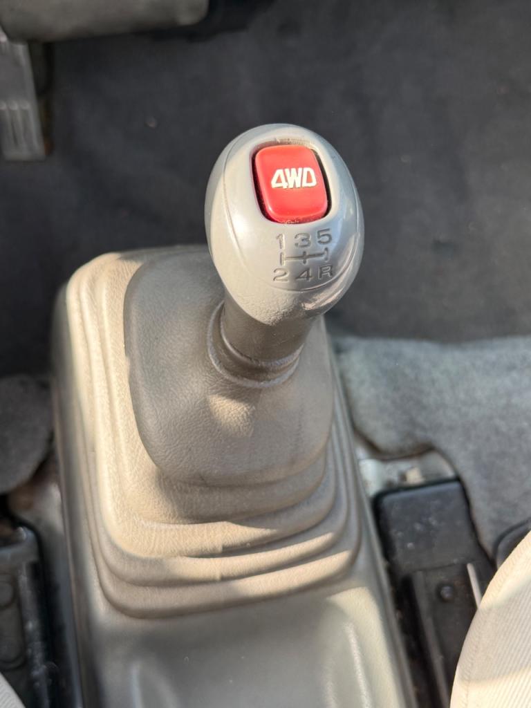 SUBARU Vanille / E12 Minivan - 1996 LesAnciennes.com