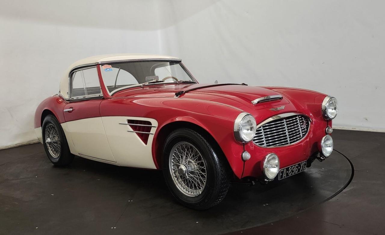 1956 Austin-Healey 100 Six BN4 LesAnciennes.com