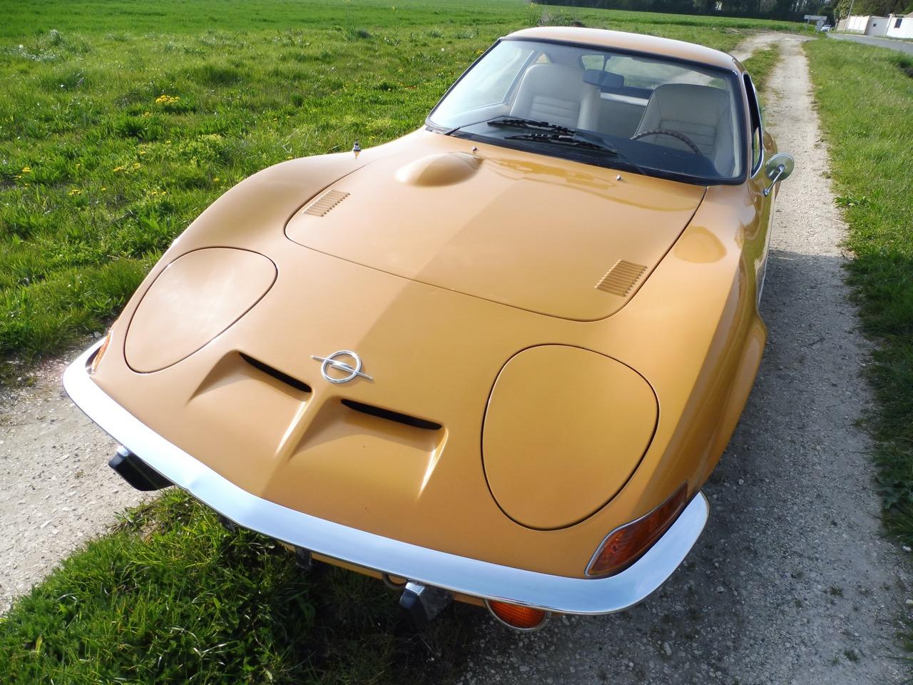 OPEL GT Coupé 1900 - 1971 LesAnciennes.com