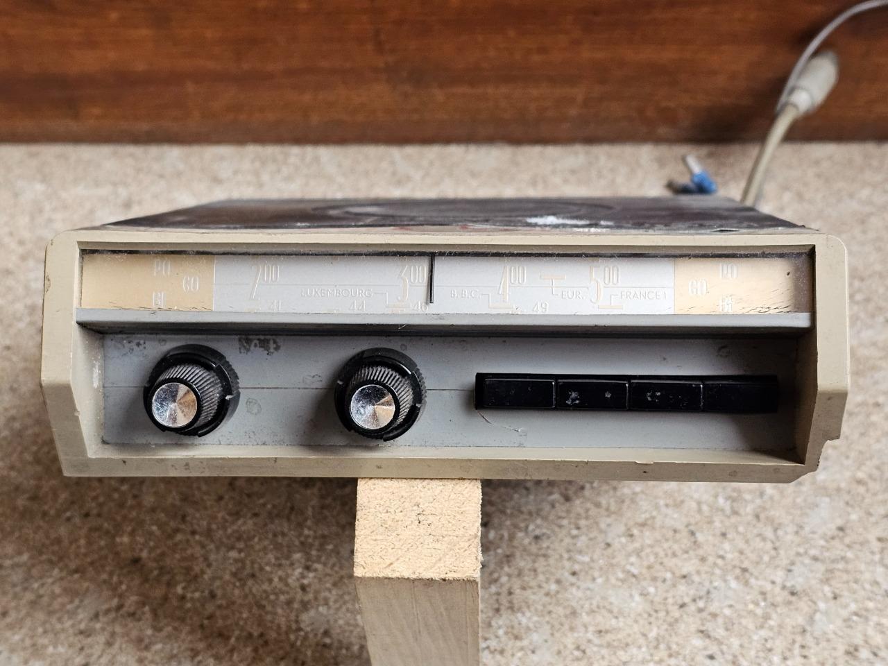 Poste radio CITROEN DS LesAnciennes.com