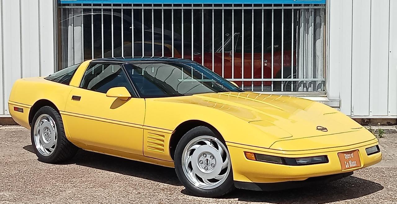 CHEVROLET Corvette LT1 - 1992 LesAnciennes.com