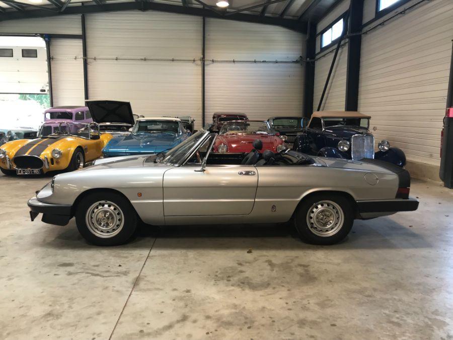 ALFA ROMEO Spider 2.0 L - 1984 LesAnciennes.com