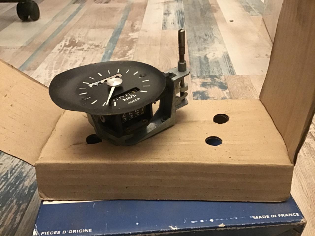 COMPTEUR NEUF SIMCA 1100 LesAnciennes.com