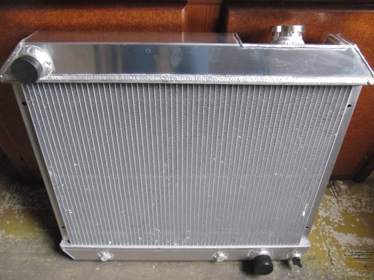 RADIATEUR LesAnciennes.com