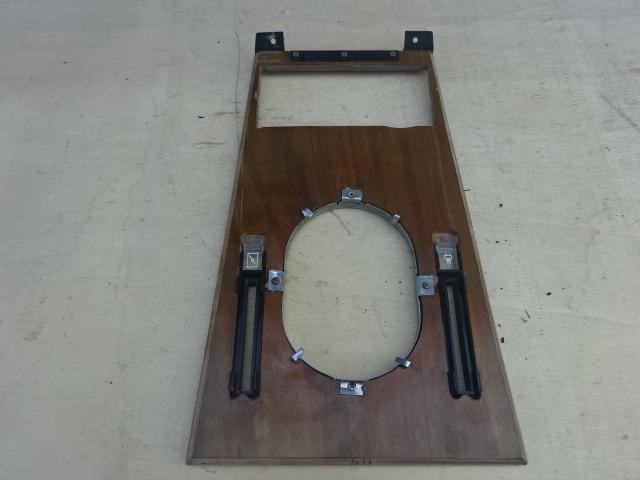 Bois pour tunnel central Fiat 130 Coupè LesAnciennes.com