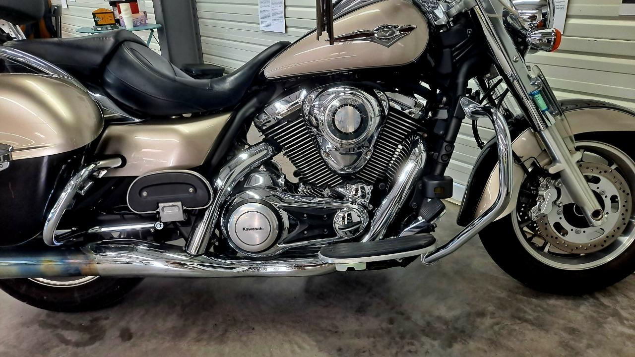 KAWASAKI VN1700 TOURER LesAnciennes.com