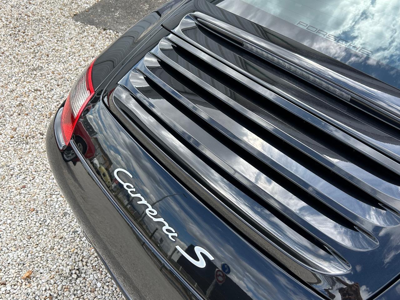 PORSCHE 911 997 CARRERA S - 2005 LesAnciennes.com
