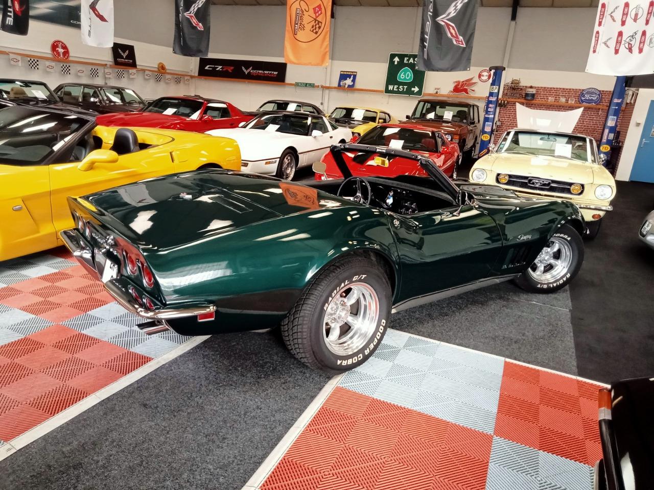 CHEVROLET Corvette C3 Stingray - 1968 LesAnciennes.com
