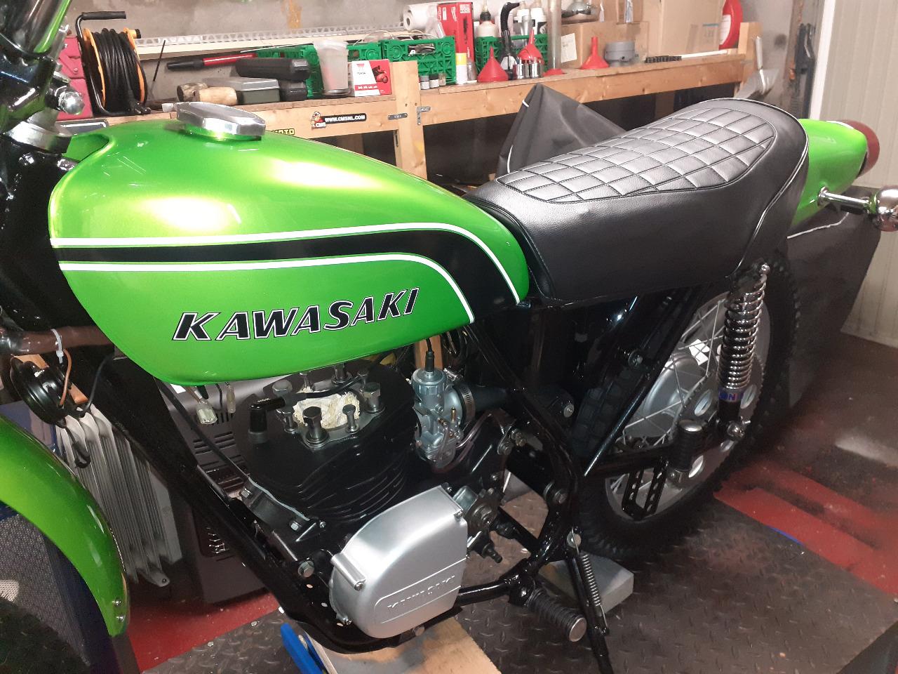 KAWASAKI 250 kawasaki F11 F11 - 1974 LesAnciennes.com