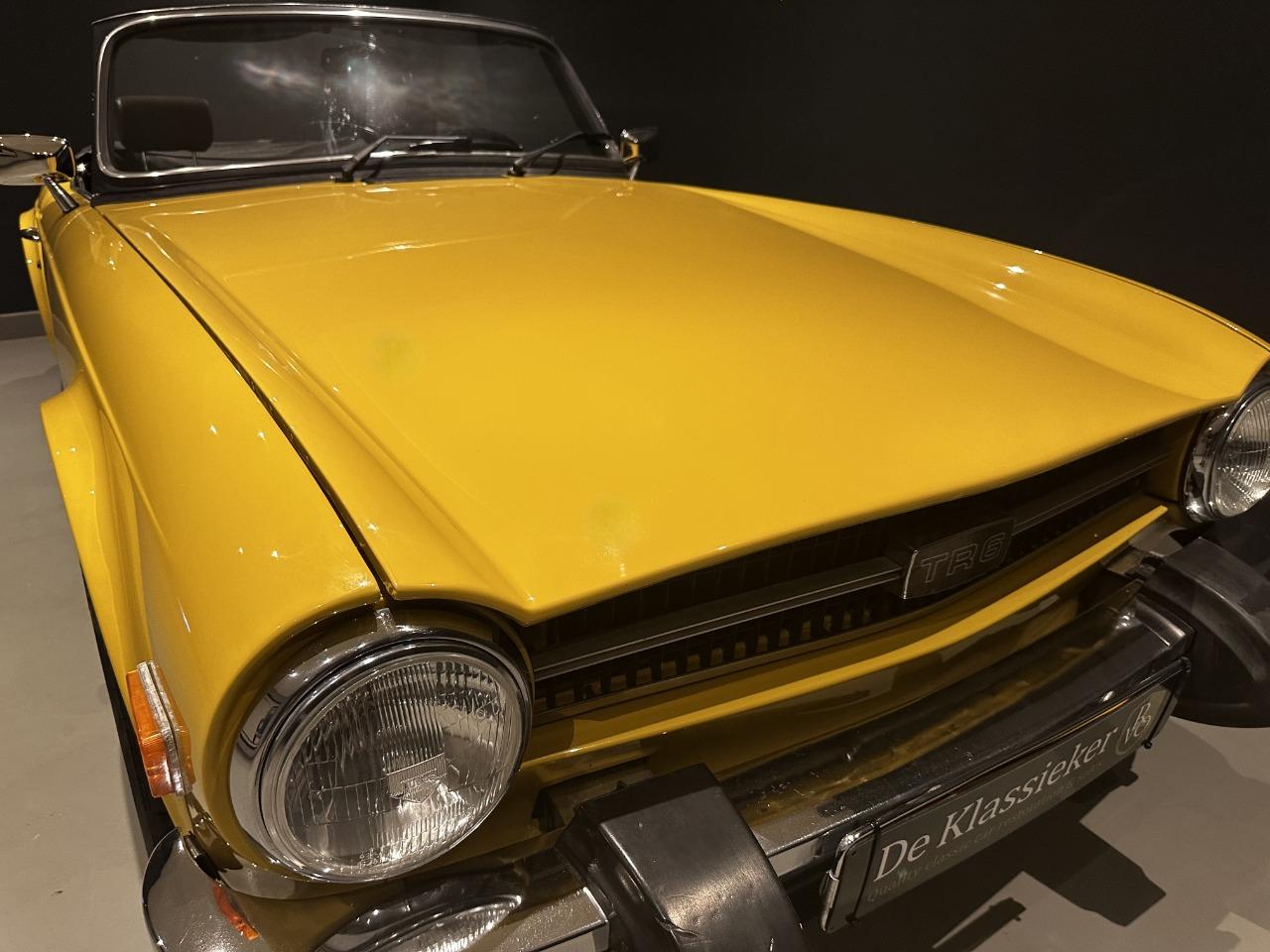 TRIUMPH TR6 C - 1976 LesAnciennes.com
