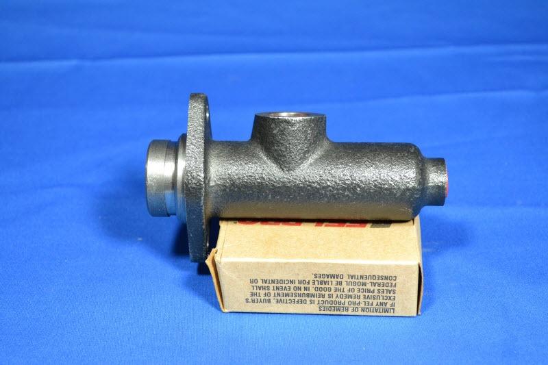 Maître cylindre de frein SIMCA Ariane LesAnciennes.com