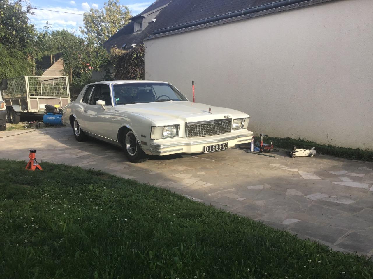 CHEVROLET Monte Carlo air ride - 1981 LesAnciennes.com