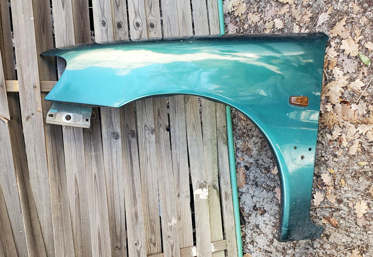 Aile avant gauche PEUGEOT 106 ph 2 excellent état LesAnciennes.com