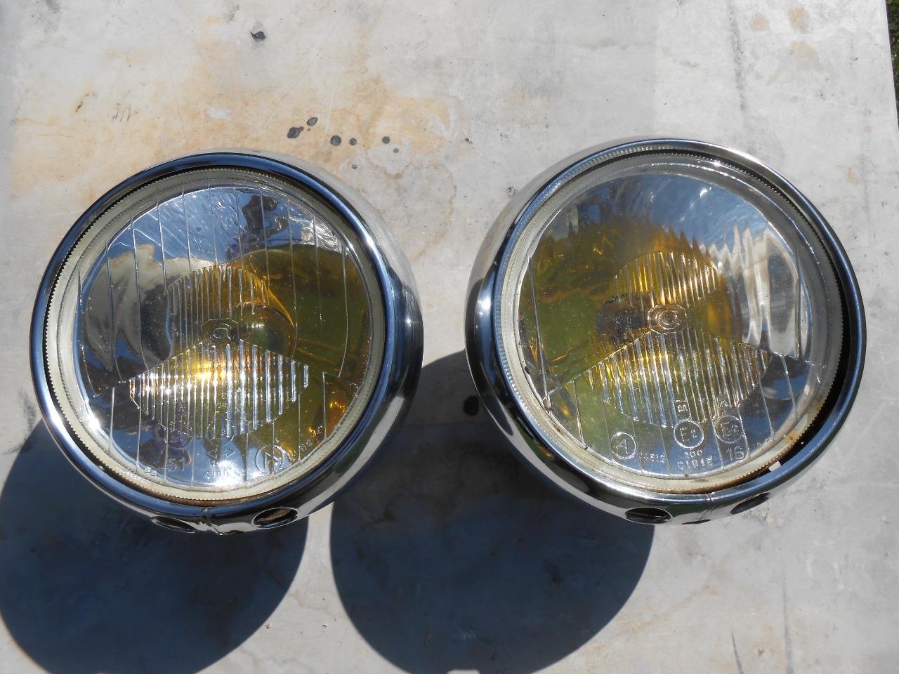 Feux RENAULT 8 (R8) LesAnciennes.com