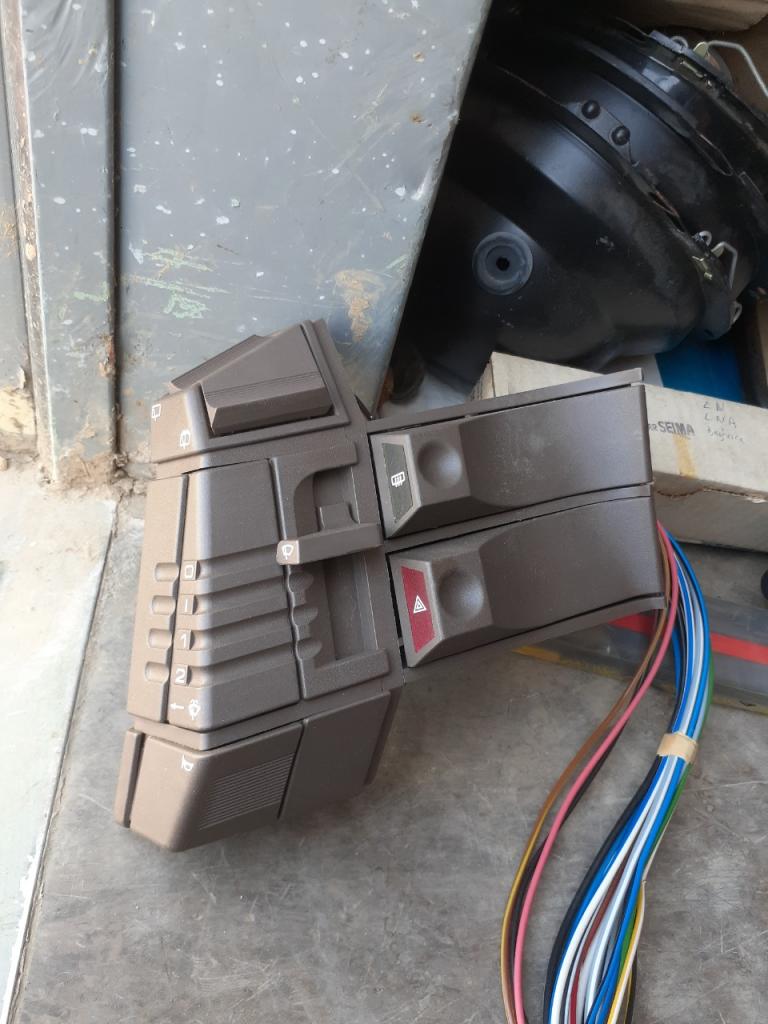 Commodo CITROEN BX LesAnciennes.com