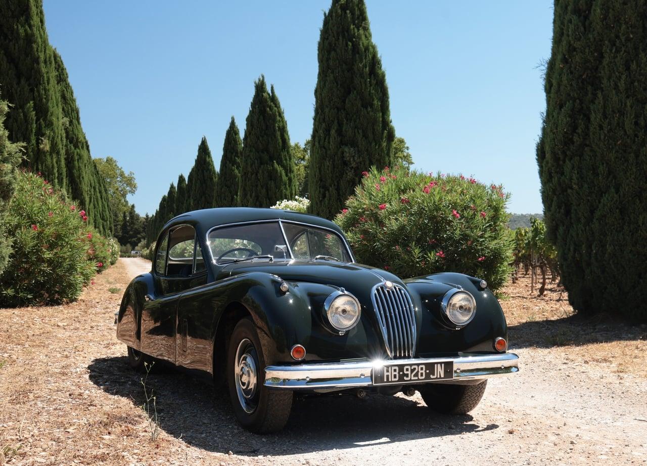 1955 Jaguar XK140 Fixed head Coupé LesAnciennes.com