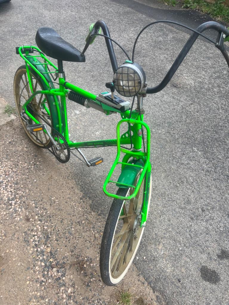 Vélo vert motobecane 1970/80 LesAnciennes.com