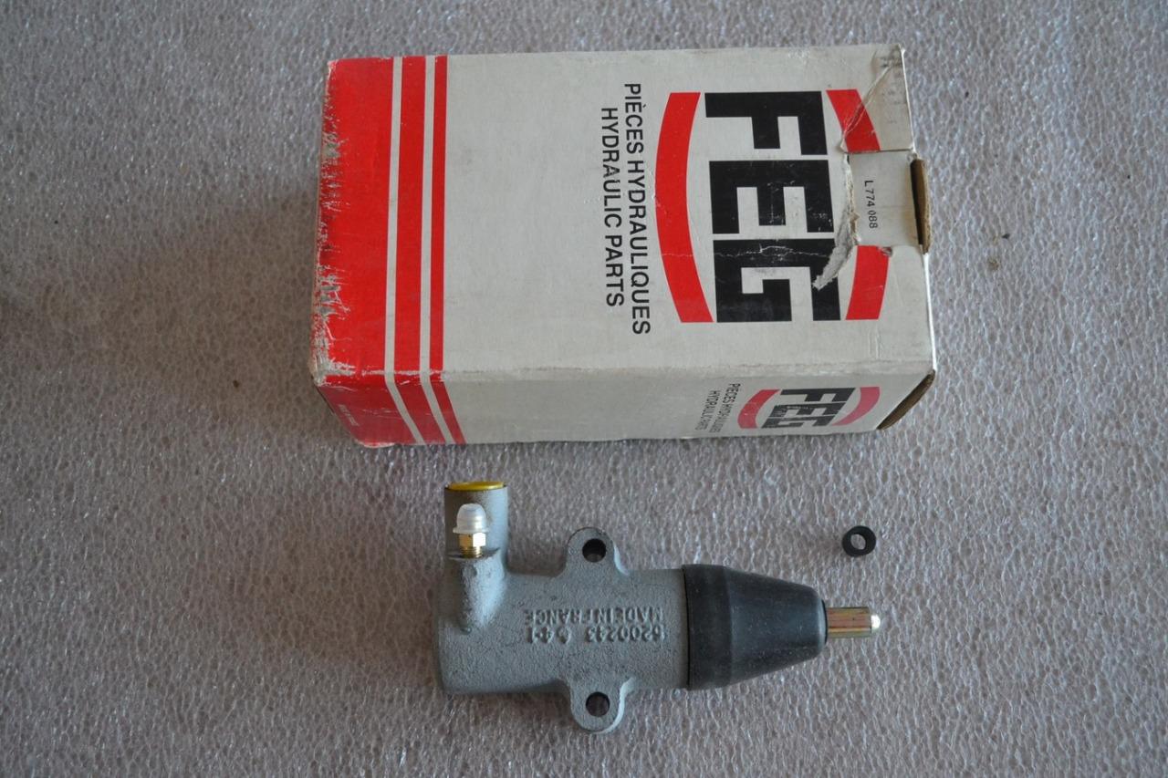 Récepteur d'embrayage PEUGEOT 204 304, neuf d'or LesAnciennes.com