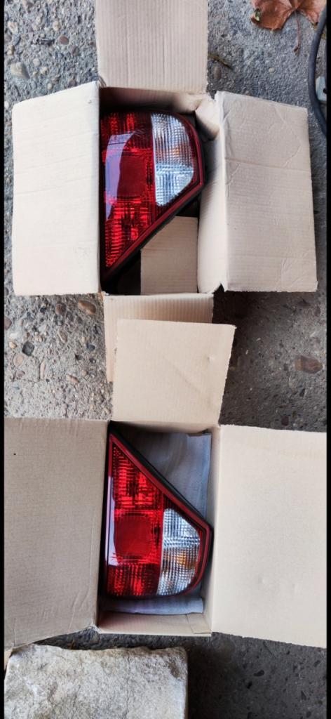 Feu arrière jaguar xj8 LesAnciennes.com