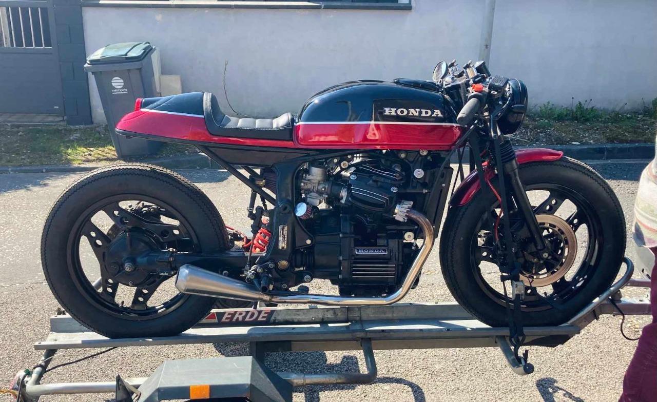 HONDA CX 650 Café Racer - 1986 LesAnciennes.com