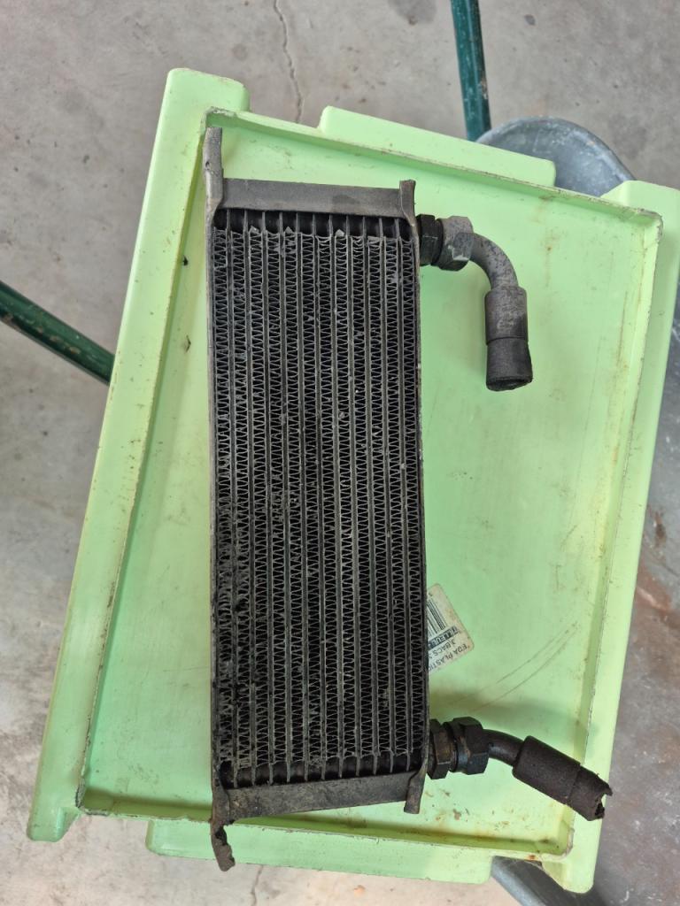 Radiateur MG MGB LesAnciennes.com